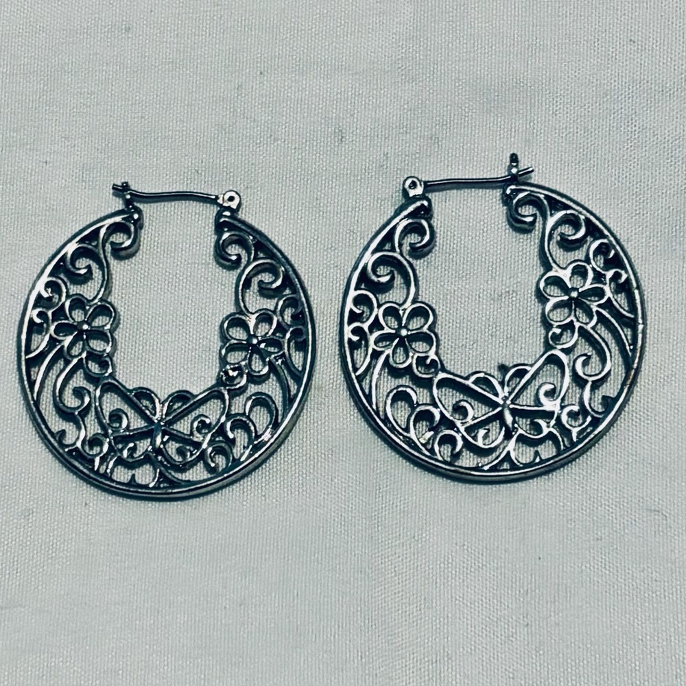 Elegant Silver Floral Hoop Earrings